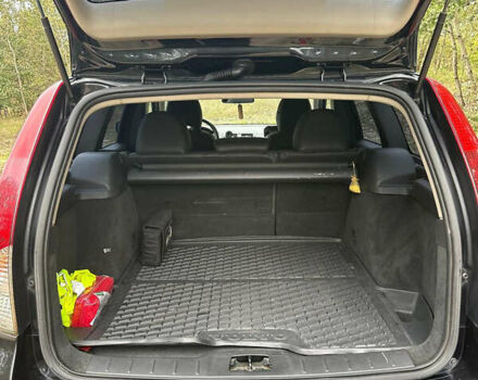 Чорний Вольво V50, об'ємом двигуна 2 л та пробігом 342 тис. км за 7000 $, фото 6 на Automoto.ua