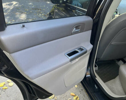 Вольво В50 2008 в Львове на Automoto.ua Черный Вольво В50, объемом двигателя 2 л и пробегом 333 тыс. км за 6400 $, фото 18 на Automoto.ua