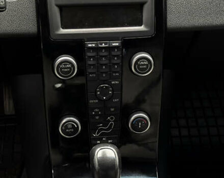 Черный Вольво В50, объемом двигателя 2 л и пробегом 320 тыс. км за 7100 $, фото 12 на Automoto.ua