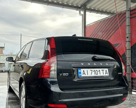 Черный Вольво В50, объемом двигателя 2 л и пробегом 275 тыс. км за 8300 $, фото 2 на Automoto.ua