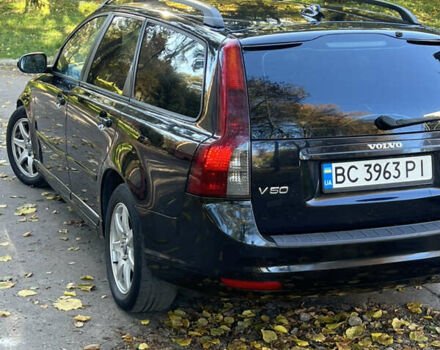 Вольво В50 2008 в Львове на Automoto.ua Черный Вольво В50, объемом двигателя 2 л и пробегом 333 тыс. км за 6400 $, фото 7 на Automoto.ua