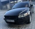 Черный Вольво В50, объемом двигателя 1.6 л и пробегом 327 тыс. км за 3550 $, фото 1 на Automoto.ua
