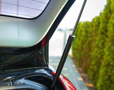 Черный Вольво В50, объемом двигателя 2 л и пробегом 282 тыс. км за 7932 $, фото 27 на Automoto.ua