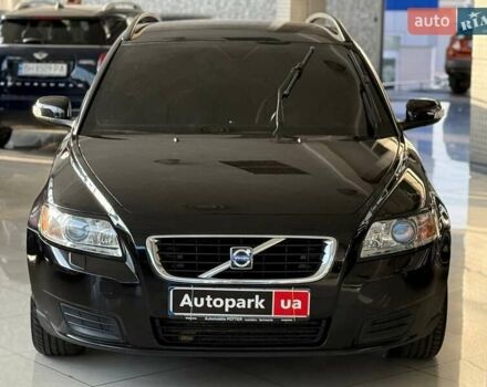 Черный Вольво В50, объемом двигателя 1.6 л и пробегом 265 тыс. км за 6890 $, фото 1 на Automoto.ua