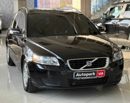 Чорний Вольво V50, об'ємом двигуна 1.6 л та пробігом 265 тис. км за 6890 $, фото 2 на Automoto.ua