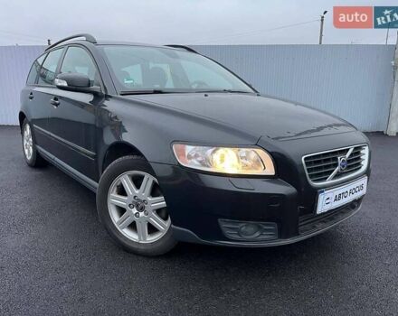 Черный Вольво В50, объемом двигателя 1.56 л и пробегом 292 тыс. км за 5490 $, фото 1 на Automoto.ua