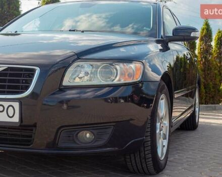 Черный Вольво В50, объемом двигателя 2 л и пробегом 282 тыс. км за 7932 $, фото 44 на Automoto.ua