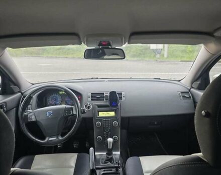 Чорний Вольво V50, об'ємом двигуна 2 л та пробігом 316 тис. км за 6650 $, фото 4 на Automoto.ua