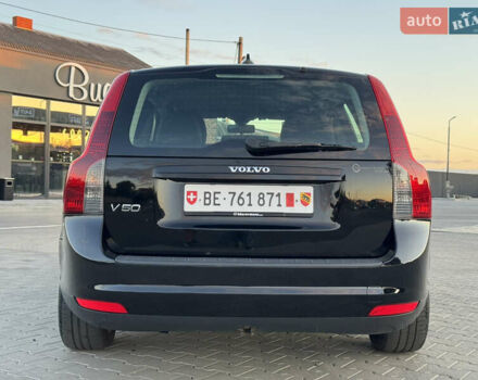 Черный Вольво В50, объемом двигателя 1.8 л и пробегом 243 тыс. км за 6550 $, фото 21 на Automoto.ua