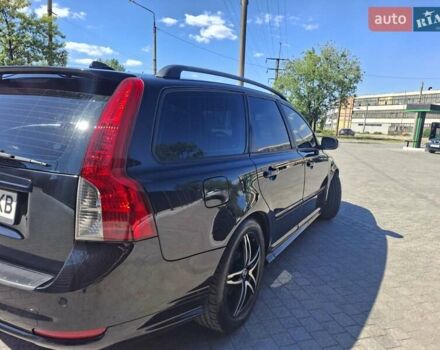 Черный Вольво В50, объемом двигателя 2 л и пробегом 430 тыс. км за 7500 $, фото 5 на Automoto.ua