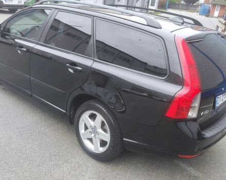 Вольво В50 2008 в Киеве на Automoto.ua Черный Вольво В50, объемом двигателя 2 л и пробегом 240 тыс. км за 8300 $, фото 1 на Automoto.ua