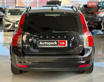 Черный Вольво В50, объемом двигателя 1.6 л и пробегом 265 тыс. км за 6890 $, фото 5 на Automoto.ua