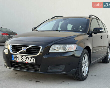 Черный Вольво В50, объемом двигателя 1.6 л и пробегом 223 тыс. км за 6999 $, фото 11 на Automoto.ua