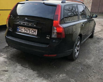 Черный Вольво В50, объемом двигателя 1.56 л и пробегом 310 тыс. км за 5150 $, фото 4 на Automoto.ua