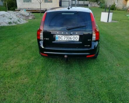 Черный Вольво В50, объемом двигателя 1.56 л и пробегом 231 тыс. км за 5500 $, фото 2 на Automoto.ua