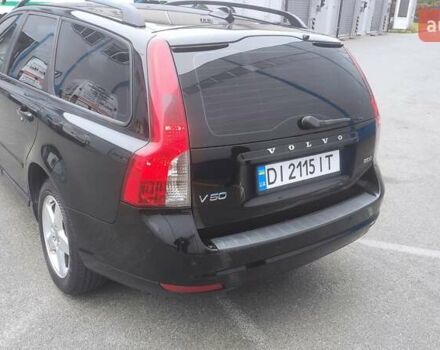 Чорний Вольво V50, об'ємом двигуна 2 л та пробігом 240 тис. км за 8300 $, фото 7 на Automoto.ua