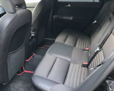 Черный Вольво В50, объемом двигателя 1.56 л и пробегом 310 тыс. км за 5150 $, фото 8 на Automoto.ua