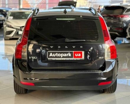 Чорний Вольво V50, об'ємом двигуна 1.6 л та пробігом 265 тис. км за 6890 $, фото 5 на Automoto.ua