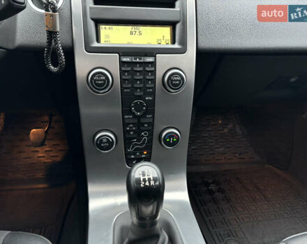 Чорний Вольво V50, об'ємом двигуна 1.6 л та пробігом 241 тис. км за 6800 $, фото 16 на Automoto.ua