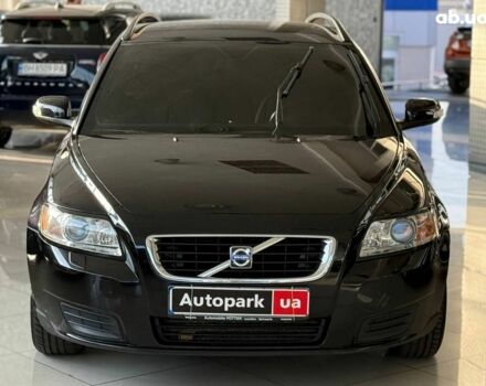 Черный Вольво В50, объемом двигателя 1.6 л и пробегом 265 тыс. км за 6890 $, фото 1 на Automoto.ua