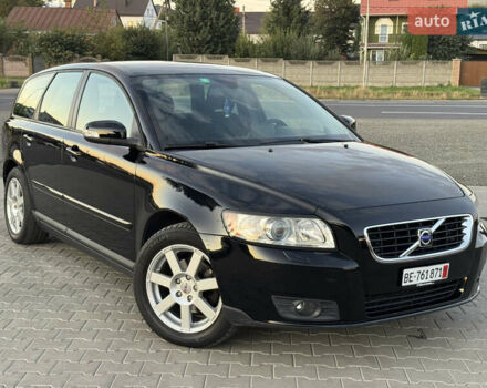 Черный Вольво В50, объемом двигателя 1.8 л и пробегом 243 тыс. км за 6550 $, фото 9 на Automoto.ua