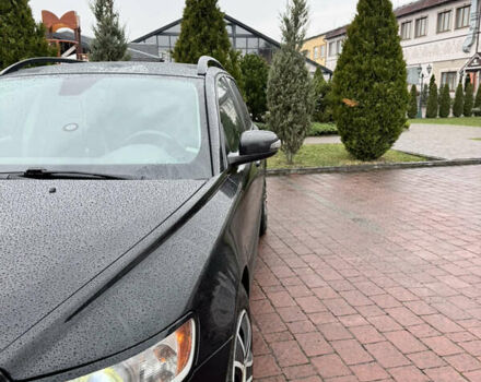 Черный Вольво В50, объемом двигателя 1.6 л и пробегом 324 тыс. км за 5799 $, фото 2 на Automoto.ua