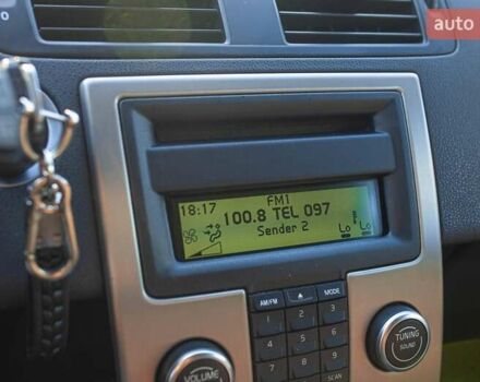 Черный Вольво В50, объемом двигателя 2 л и пробегом 282 тыс. км за 7932 $, фото 42 на Automoto.ua