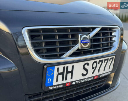Черный Вольво В50, объемом двигателя 1.6 л и пробегом 223 тыс. км за 6999 $, фото 61 на Automoto.ua