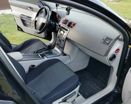 Черный Вольво В50, объемом двигателя 1.56 л и пробегом 231 тыс. км за 5500 $, фото 6 на Automoto.ua