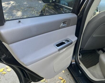 Вольво В50 2008 в Львове на Automoto.ua Черный Вольво В50, объемом двигателя 2 л и пробегом 333 тыс. км за 6400 $, фото 14 на Automoto.ua