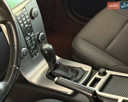 Черный Вольво В50, объемом двигателя 1.6 л и пробегом 265 тыс. км за 6890 $, фото 11 на Automoto.ua