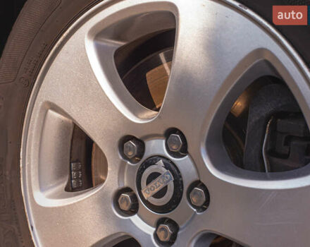 Черный Вольво В50, объемом двигателя 2 л и пробегом 282 тыс. км за 7932 $, фото 6 на Automoto.ua