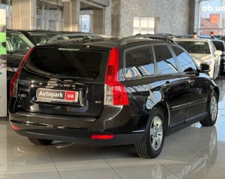 Черный Вольво В50, объемом двигателя 1.6 л и пробегом 265 тыс. км за 6890 $, фото 4 на Automoto.ua