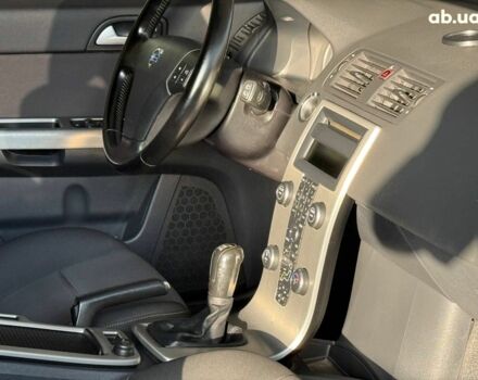 Черный Вольво В50, объемом двигателя 1.6 л и пробегом 265 тыс. км за 6890 $, фото 16 на Automoto.ua