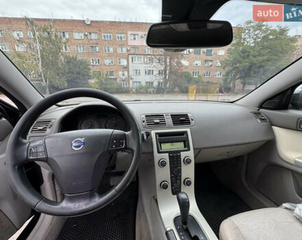 Черный Вольво В50, объемом двигателя 2 л и пробегом 315 тыс. км за 6900 $, фото 16 на Automoto.ua