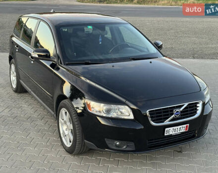 Черный Вольво В50, объемом двигателя 1.8 л и пробегом 243 тыс. км за 6550 $, фото 12 на Automoto.ua