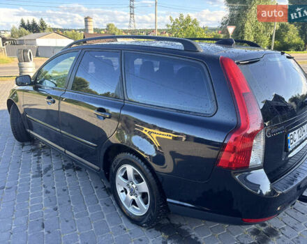 Вольво В50 2008 в Трускавце на Automoto.ua Черный Вольво В50, объемом двигателя 1.6 л и пробегом 257 тыс. км за 5500 $, фото 1 на Automoto.ua