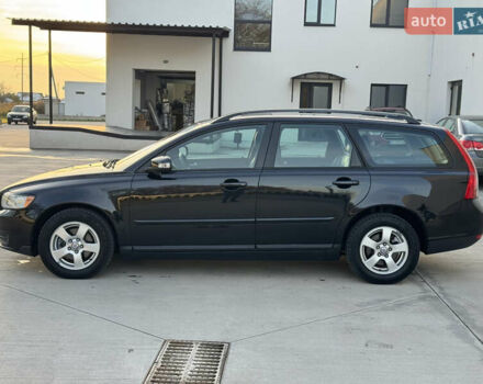 Черный Вольво В50, объемом двигателя 1.6 л и пробегом 223 тыс. км за 6999 $, фото 15 на Automoto.ua