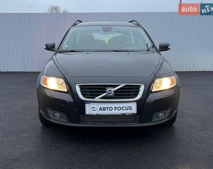 Черный Вольво В50, объемом двигателя 1.56 л и пробегом 292 тыс. км за 5490 $, фото 2 на Automoto.ua