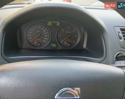 Черный Вольво В50, объемом двигателя 1.56 л и пробегом 261 тыс. км за 7200 $, фото 19 на Automoto.ua