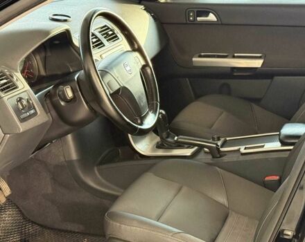 Чорний Вольво V50, об'ємом двигуна 1.6 л та пробігом 265 тис. км за 6890 $, фото 8 на Automoto.ua