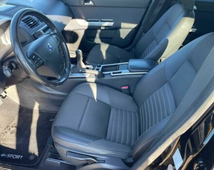 Черный Вольво В50, объемом двигателя 2 л и пробегом 215 тыс. км за 2967 $, фото 4 на Automoto.ua