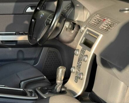 Чорний Вольво V50, об'ємом двигуна 1.6 л та пробігом 265 тис. км за 6890 $, фото 16 на Automoto.ua