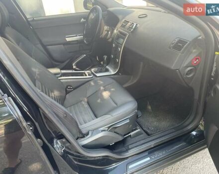 Черный Вольво В50, объемом двигателя 1.56 л и пробегом 265 тыс. км за 7300 $, фото 8 на Automoto.ua