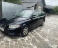Черный Вольво В50, объемом двигателя 1.6 л и пробегом 276 тыс. км за 5300 $, фото 1 на Automoto.ua