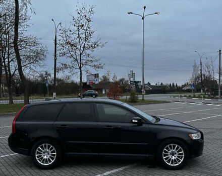 Черный Вольво В50, объемом двигателя 1.56 л и пробегом 282 тыс. км за 5299 $, фото 2 на Automoto.ua