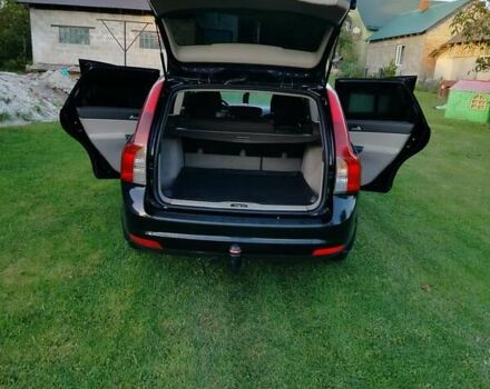 Черный Вольво В50, объемом двигателя 1.56 л и пробегом 231 тыс. км за 5500 $, фото 9 на Automoto.ua