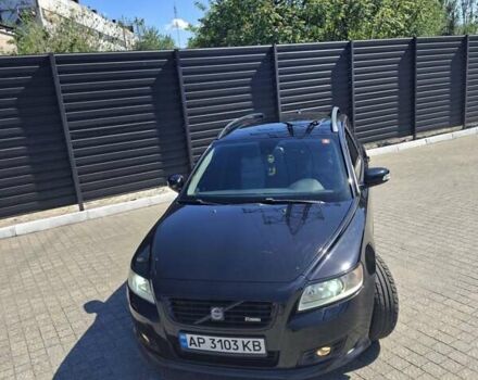 Черный Вольво В50, объемом двигателя 2 л и пробегом 430 тыс. км за 7500 $, фото 2 на Automoto.ua