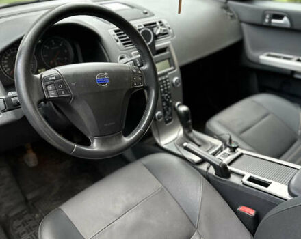 Вольво В50 2008 в Ивано-Франковске на Automoto.ua Черный Вольво В50, объемом двигателя 2 л и пробегом 300 тыс. км за 6500 $, фото 2 на Automoto.ua