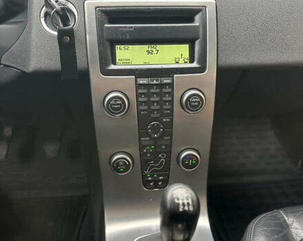 Чорний Вольво V50, об'ємом двигуна 2 л та пробігом 342 тис. км за 7000 $, фото 13 на Automoto.ua